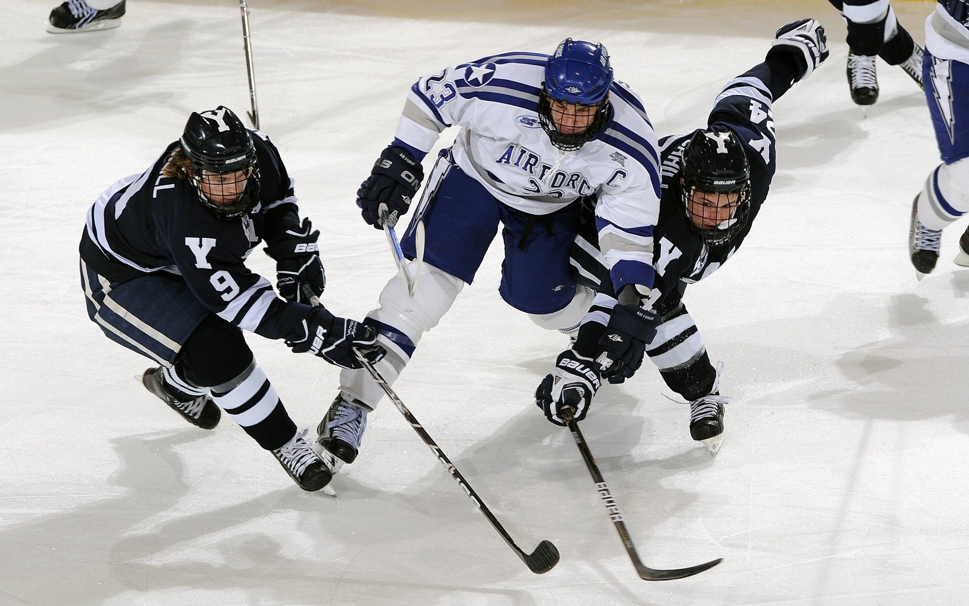 敖林斯战斯图加特,新晋强队备战关键之战